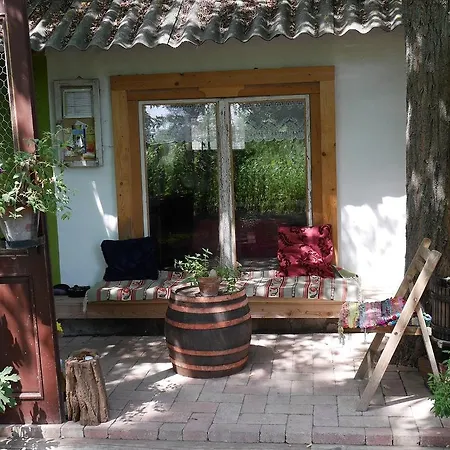 Bed & Breakfast Chy-kara Farm Camping Palmonostora